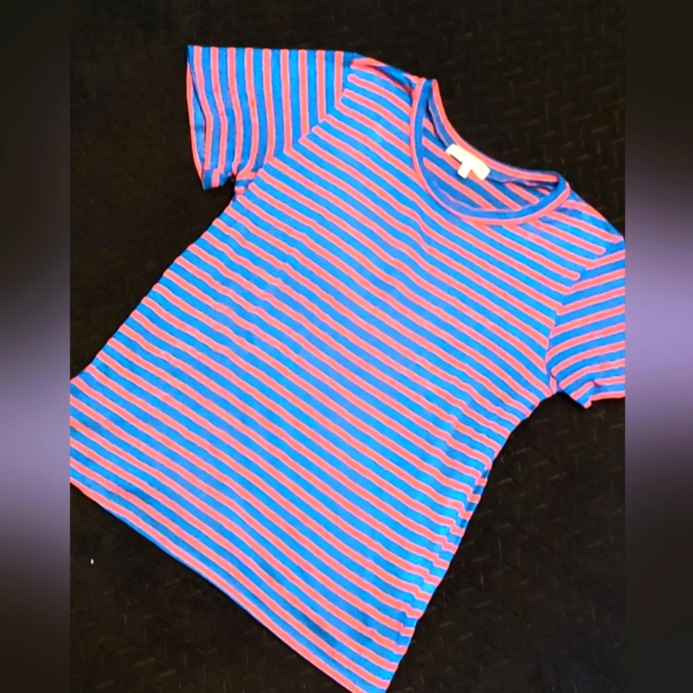 Women's short sleeve t-shirt